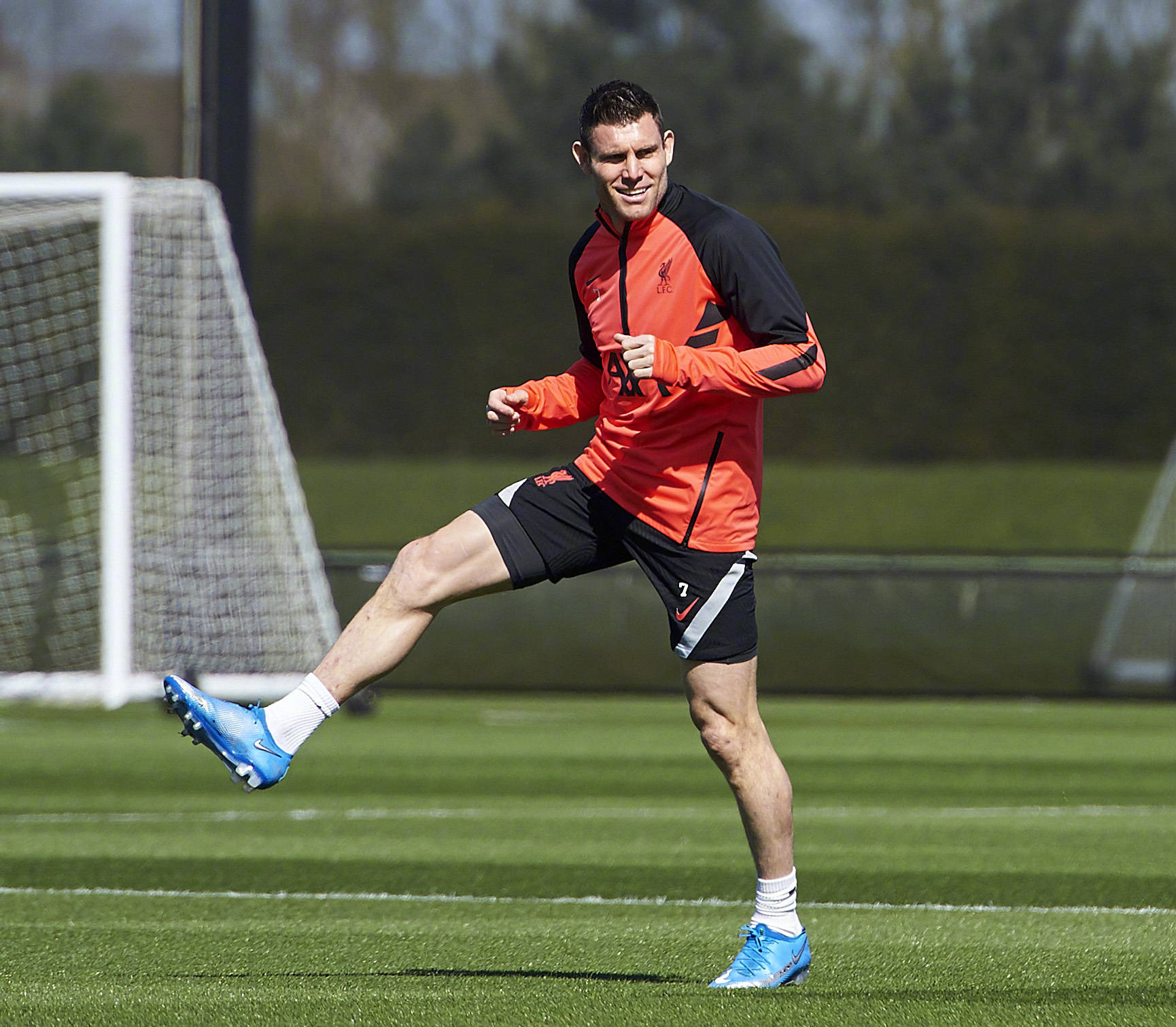 欧宝体育国际比赛日皇家马德里备战NBA季后赛,调整名单细节曝光,更衣室稳定,控场能力受关注的简单介绍